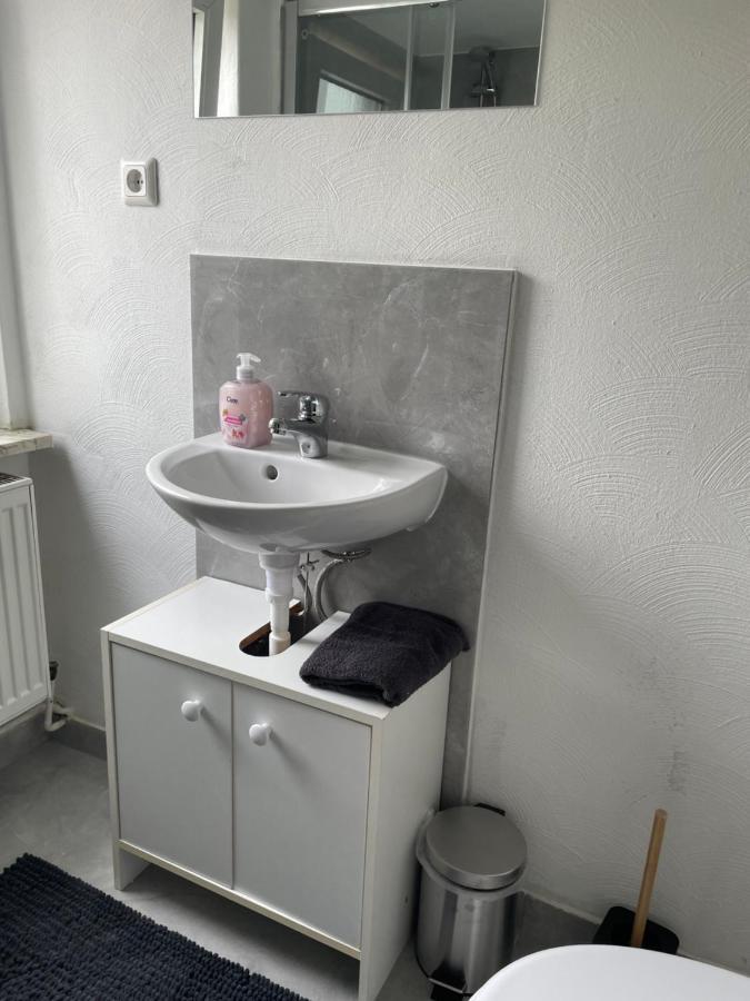 Ferienwohnung Monteurwohnung Kassel Zentral Ll מראה חיצוני תמונה