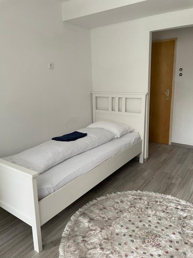 Ferienwohnung Monteurwohnung Kassel Zentral Ll מראה חיצוני תמונה